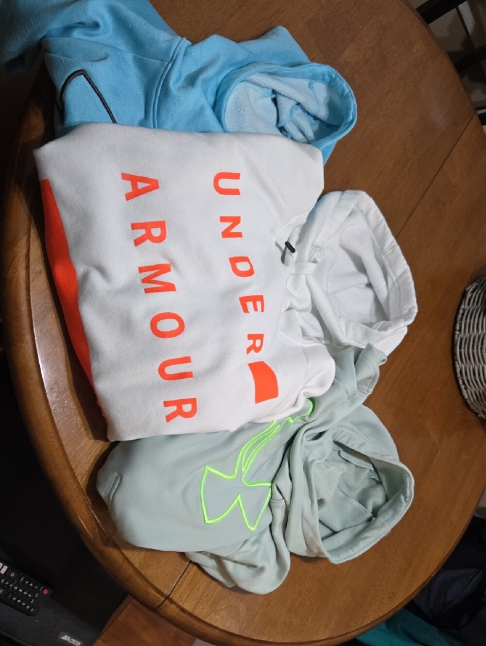 Under Armour Hoodie Bundle - Picture 5 of 6